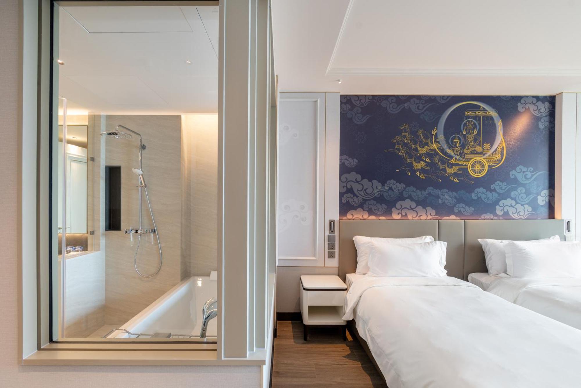 Grande Centre Point Surawong Bangkok Hotel Exterior photo Deluxe Room